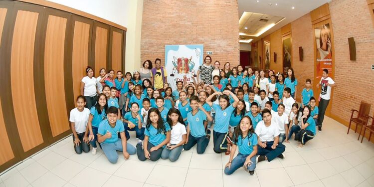 Em Manaus, ‘A Escola Vai ao Teatro’ apresenta 6ª edição do projeto