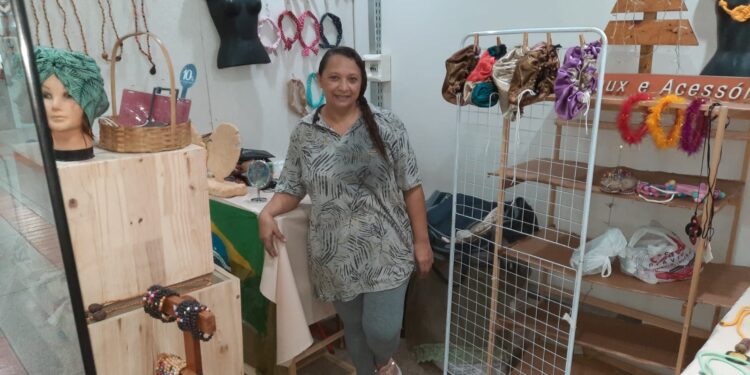 Professora diz que mudou de vida ao empreender