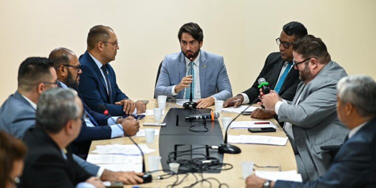 CPI convoca diretores da Águas de Manaus e da Ageman