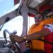 Pelos rios e igapós, capitã revela o amor pela navegação turística