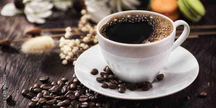 Café vicia? Especialista esclarece e aponta cuidados no consumo dessa bebida