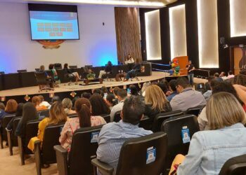 TCE promove roda de conversas para desmistificar o Transtorno do Espectro Autista