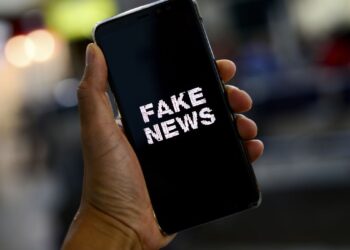 Estudo identifica perfis que propagam notícias falsas no AM; veja a lista
