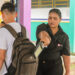Agentes de portaria passam a utilizar detectores de metal em escolas municipais