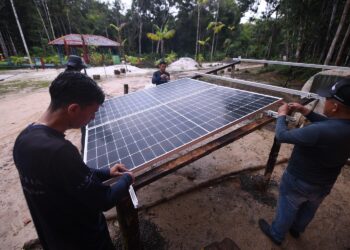 Empreendimentos turísticos de Presidente Figueiredo recebem painéis de energia solar