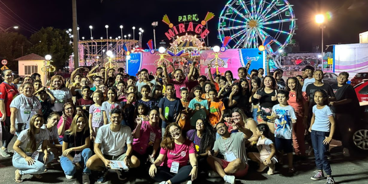 Em Manaus, mais de 180 crianças participam do Dia Nacional da Alegria no Mirage Park