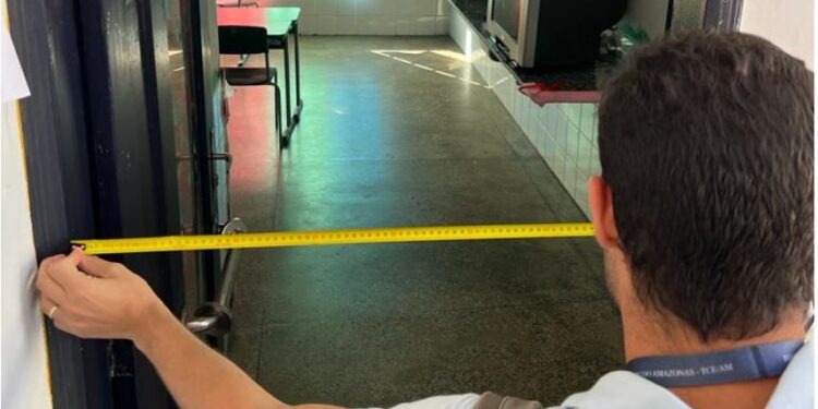 Mais de 90% das escolas fiscalizadas em ação do TCE-AM estão sem auto de vistoria dos Bombeiros