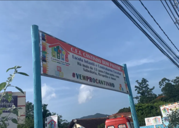 Quatro crianças são mortas em ataque a creche