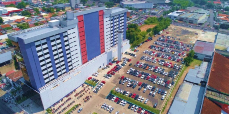 Fametro decide expulsar aluno após ameaças de ataque em faculdade