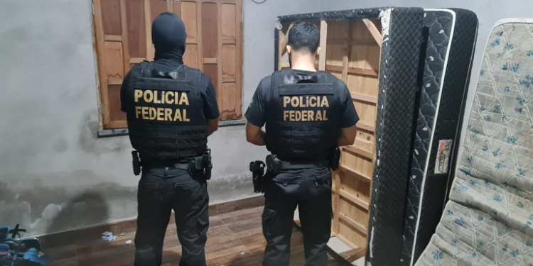 Com ação em Manaus, PF investiga grupo por tráfico de drogas e lavagem de dinheiro