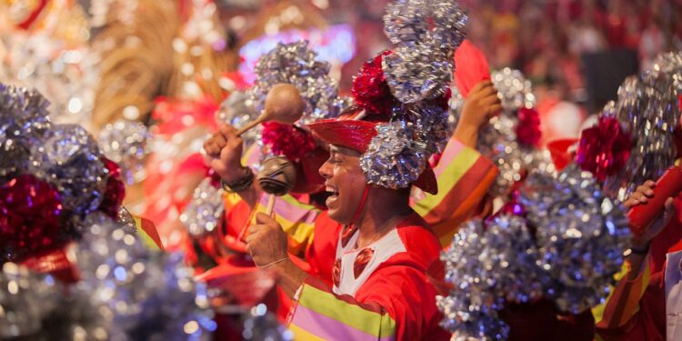 Garantido abre ensaios da Batucada em Parintins, nesta terça-feira (04/04)