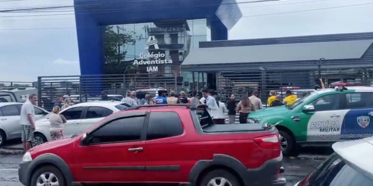 Garoto pratica atentado dentro de escola em Manaus