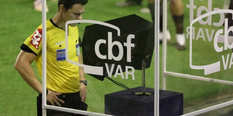 FAF informa que final do Barezão 2023 terá VAR nos dois jogos