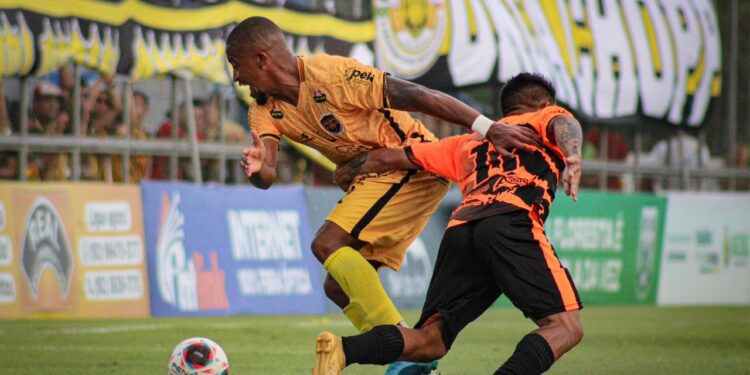 Em jogo de ida da final, Manauara e Amazonas empatam sem gols
