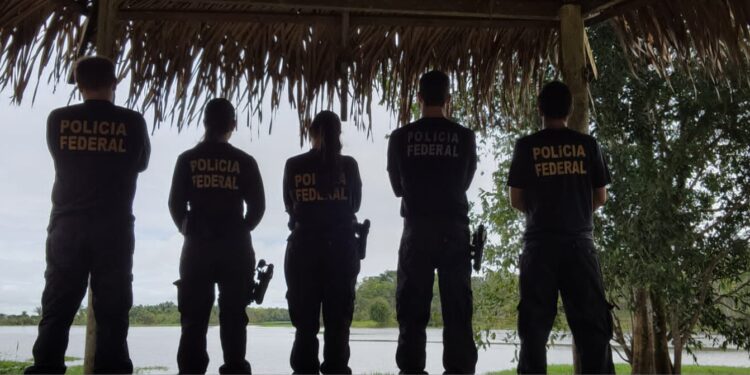 Pornografia infantil: PF cumpre mandado de busca e apreensão em Autazes