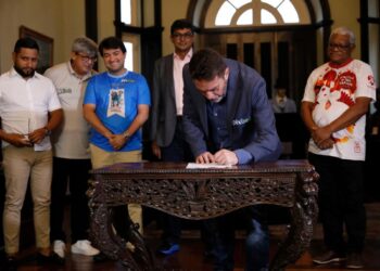 Site de aposta esportiva renova patrocínio ao Festival Folclórico de Parintins   