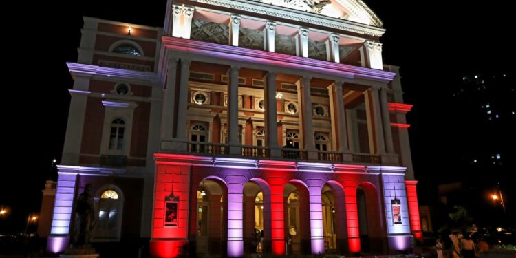 Aberto edital de credenciamento do segundo lote para realização de eventos culturais no Teatro Amazonas 