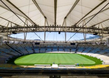 Vasco e Palmeiras fazem duelo de invictos no Maracanã; onde assistir
