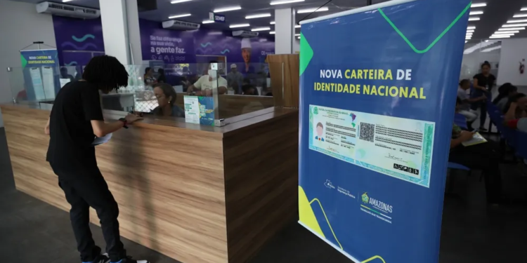 Nova Carteira de Identidade Nacional começa a ser emitida no Amazonas
