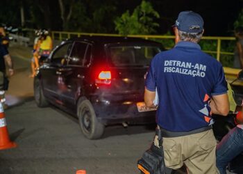 Detran Amazonas efetua 324 autuações durante fiscalização para coibir os “rolezinhos“