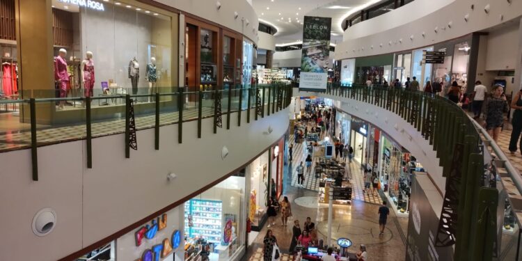 Manauara Shopping adota medidas voltadas à inclusão de pessoas na sociedade