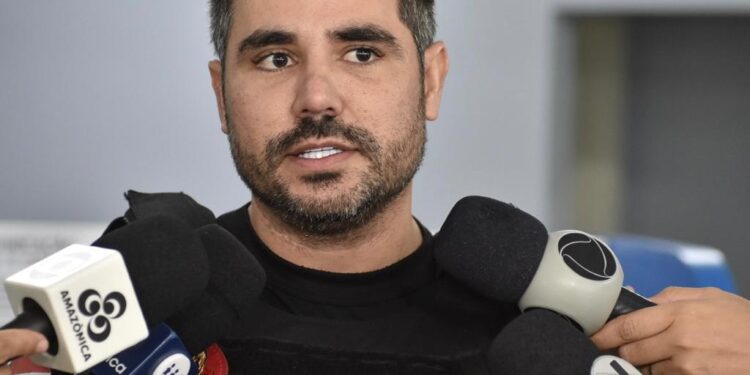 Polícia Civil do Amazonas prende homem por roubo de joias avaliadas em R$ 20 mil