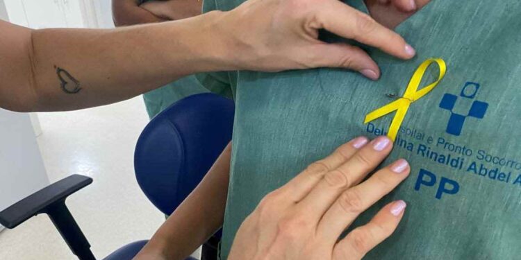 Maio Amarelo: Hospital Delphina e UPA Campos Salles faze ação alusiva ao mês de prevenção a acidentes de trânsito  