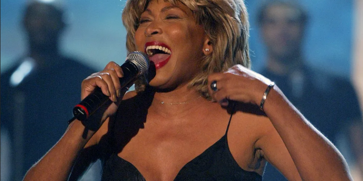 Cantora Tina Turner, a rainha do rock ‘n’ roll, morre aos 83 anos