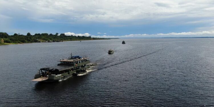 Exército atua no combate a crimes transnacionais no Amazonas
