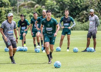 Manaus estreia contra o Náutico hoje (02/05) na Série C; onde assistir