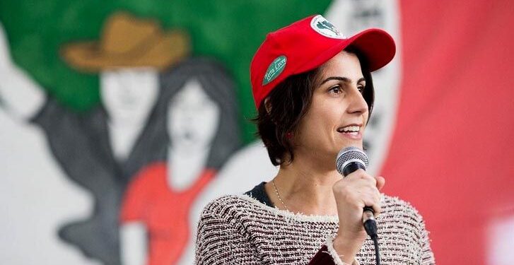 Manuela D’Ávila vem a Manaus para estimular renovação política