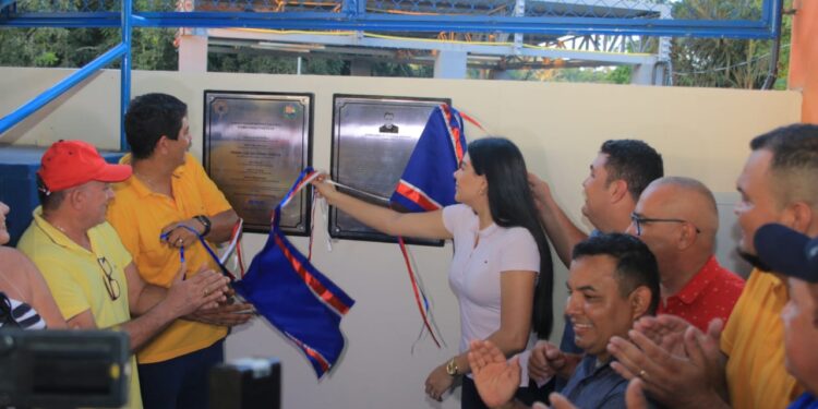 Parintins: Prefeito inaugura obras na região da Valéria