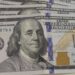 Dólar fecha o dia em R$ 4,88, menor cotação em 11 meses