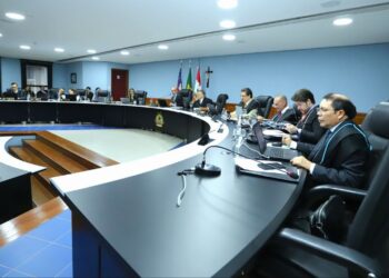 Ex-gestores da Central de Medicamentos são multados pelo Tribunal de Contas