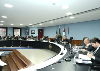 TCE reprova contas do EMTU de Presidente Figueiredo e aplica multa de R$ 143 mil ao gestor