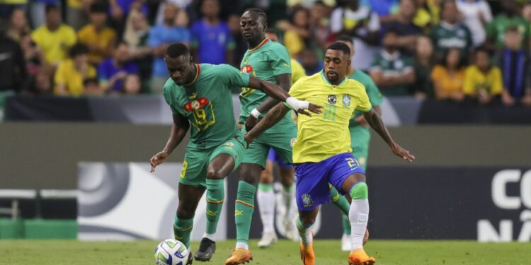 Brasil sofre com Mané e é derrotado por Senegal em amistoso