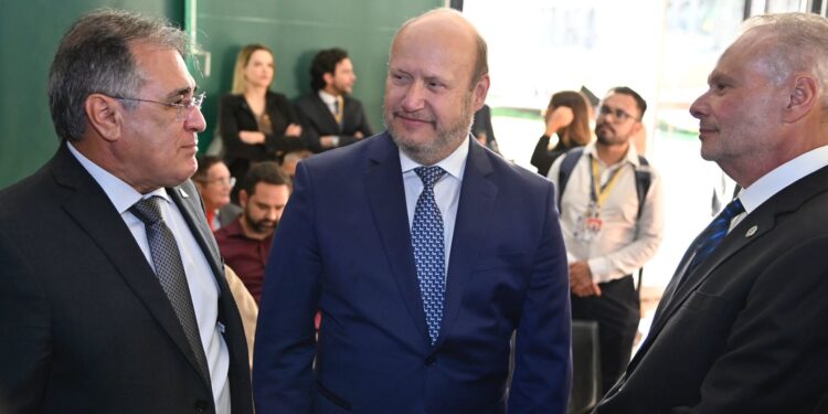 Conselheiro Mario de Mello participa do lançamento da Frente Parlamentar Mista pela Transparência Pública, em Brasília