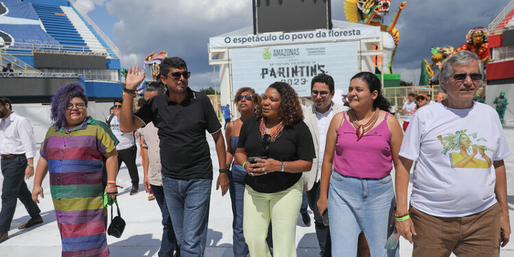 Ministra da Cultura destaca representatividade e o fortalecimento do Festival Folclórico de Parintins