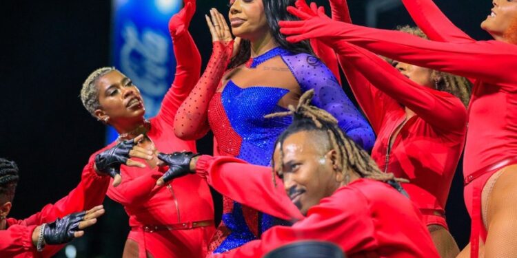 Ludmilla se encanta com a toada Sentimento Caprichoso e diz estar viciada na música