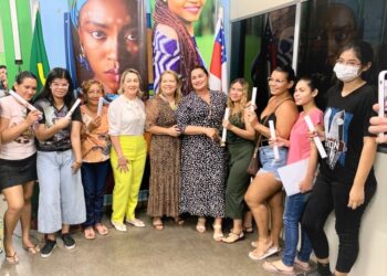 Governo incentiva autonomia de mulheres vítimas de violência com cursos profissionalizantes