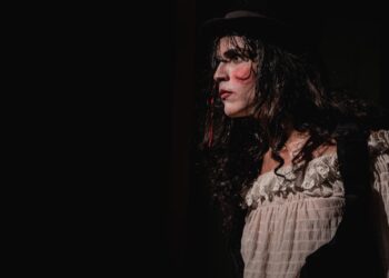 ‘Cabaré Chinelo’ na programação de junho do Teatro Gebes Medeiros