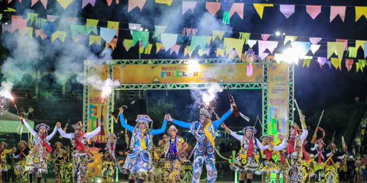 Festival Folclórico do Amazonas 2023 começa neste domingo na ‘Bola da Suframa’
