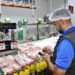Ipem flagra irregularidades na pesagem de produtos no Baratão da Carne