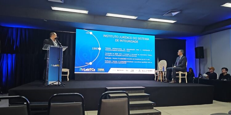 TCE-AM participa de Laboratório de Boas Práticas dos Tribunais