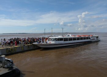 Em 10 dias, mais de 21 mil pessoas utilizaram embarcações para ir a Parintins