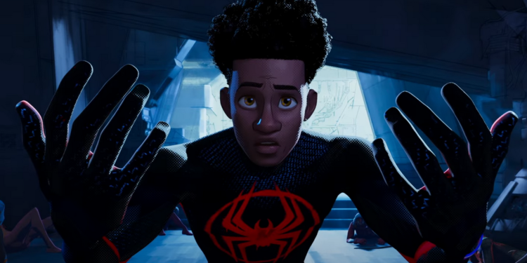 Dia do Orgulho Autista é celebrado com sessão adaptada de cinema