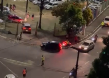 Prefeitura diz que irá apurar responsabilidade sobre quebra de mureta do CSU do Parque 10