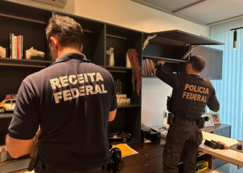 Em Manaus, PF combate esquema fraudulento no ramo de empresas de limpeza pública