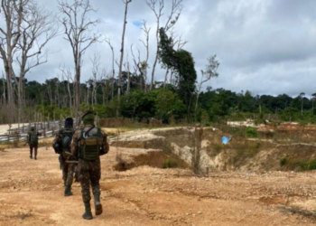Forças Armadas combatem garimpo ilegal e apreendem equipamentos