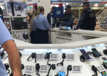Polícia prende dupla e apreende dois adolescentes envolvidos em roubo a Bemol